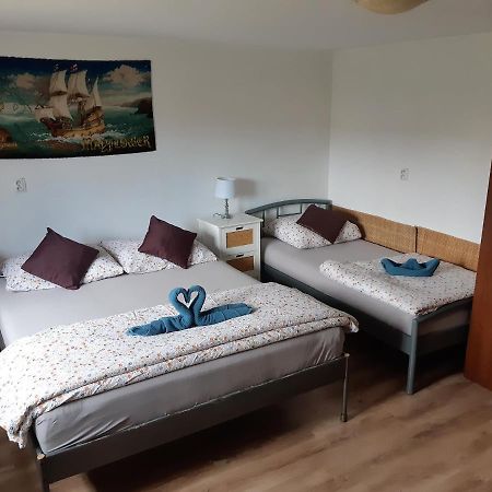 Apartman U Benkov Lucky Exterior photo